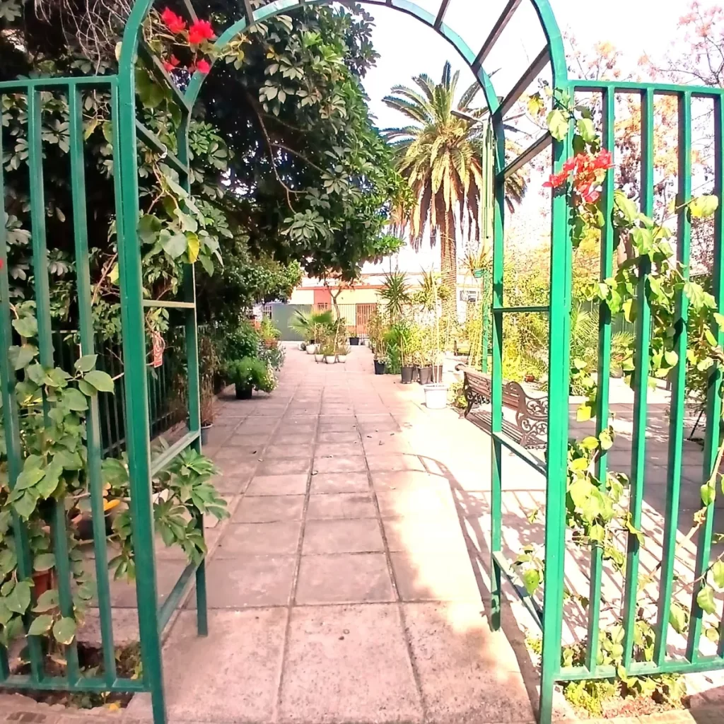 D_NQ_NP_2X_909300-MLC90353889321_082025-F-dpto-en-ricardo-cumming-2-dorm-1-bano-1-estac-y-1-bodega