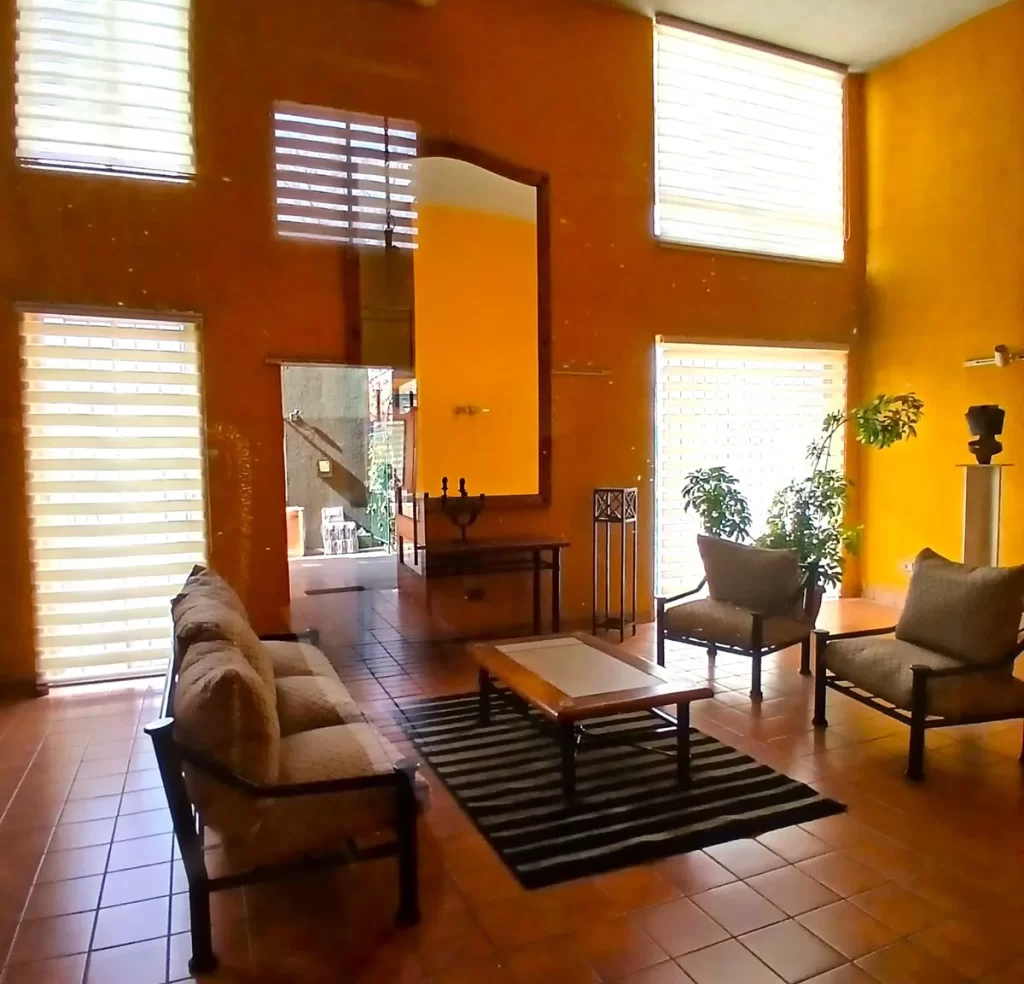 D_NQ_NP_2X_978518-MLC89974210218_082025-F-dpto-en-ricardo-cumming-2-dorm-1-bano-1-estac-y-1-bodega